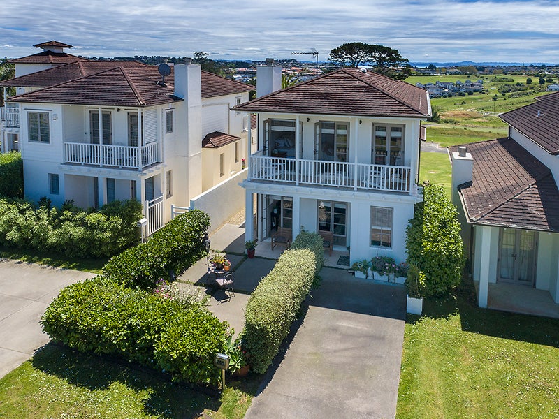 285 Pinecrest Drive, Gulf Harbour, Whangaparaoa - Carousel 1