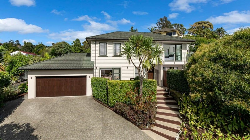 44 Langana Avenue, Browns Bay, Auckland - Carousel 1