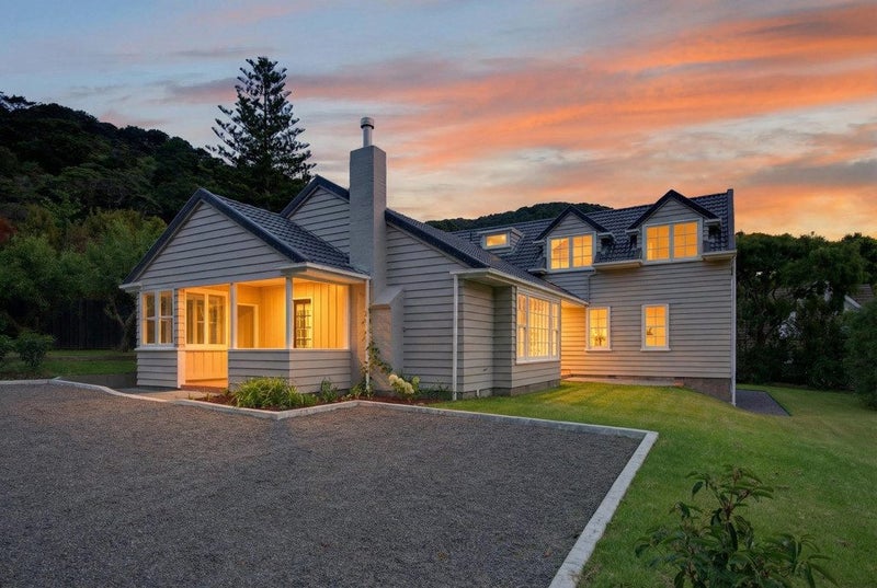 50 Cheviot Road, Lowry Bay, Lower Hutt - Carousel 50