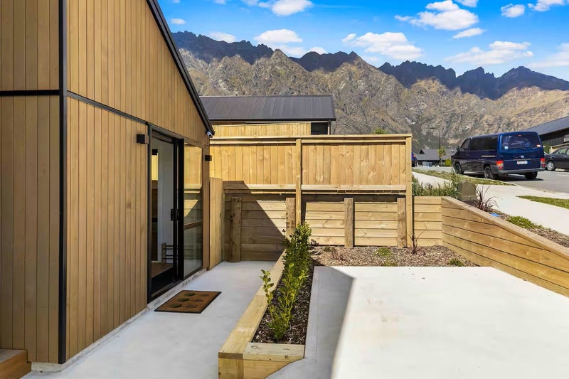 48 Shepherd Road, Jacks Point, Queenstown - Carousel 2