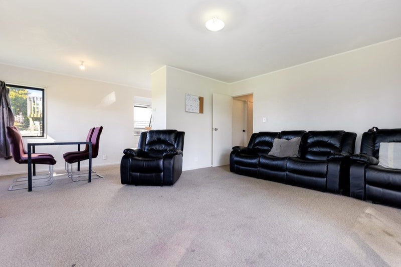 2/27 Christmas Rd, Manurewa, Auckland - Carousel 2