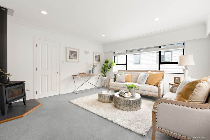 79 Angelo Avenue, Howick, Auckland - Carousel 1