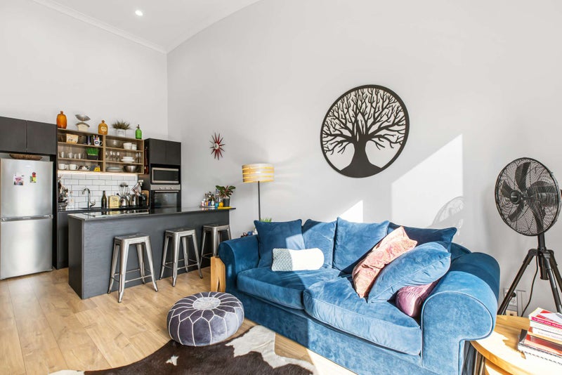 302/3 Morningside Drive, St Lukes, Auckland - Carousel 1