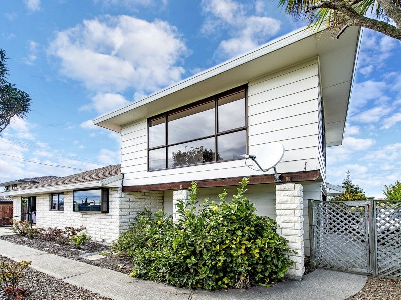 1/66 Lincoln Road, Hillmorton, Christchurch - Carousel 1