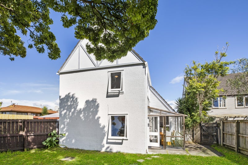 6/64 Park Avenue, Papatoetoe, Auckland - Carousel 1