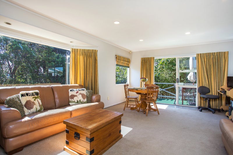 8 Boyd Avenue, Royal Oak, Auckland - Carousel 2