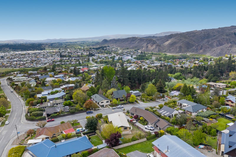 2 Kamaka Crescent, Bridge Hill, Alexandra - Carousel 20