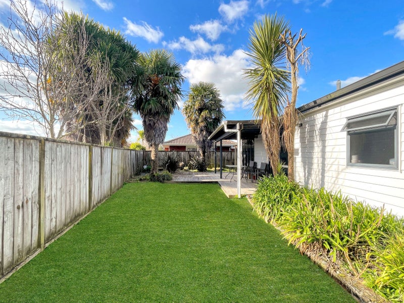 5 Badminton Court, Huntington, Hamilton - Carousel 2