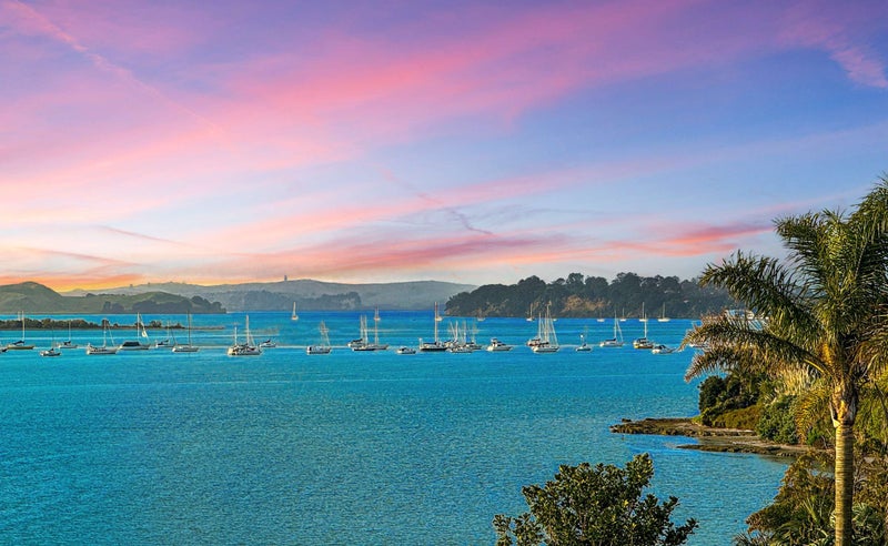 100 Bramley Drive, Farm Cove, Auckland - Carousel 1