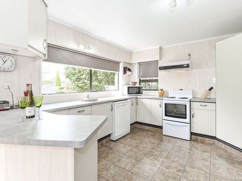 812 Gordon Road, Raureka, Hastings - Carousel 2