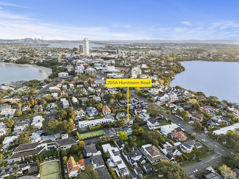205A Hurstmere Road, Takapuna, Auckland - Carousel 2
