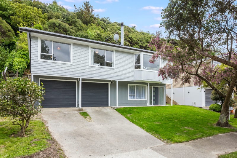 68 Spinnaker Drive, Whitby, Porirua - Carousel 1
