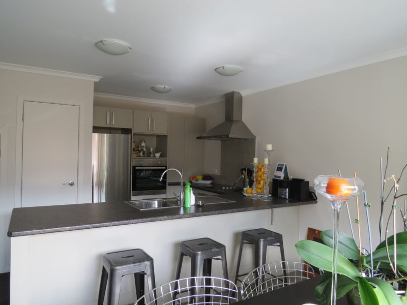 20E Kelvin Place, Hamilton East, Hamilton - Carousel 2