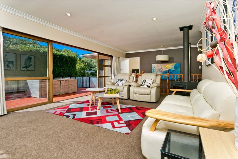 223 Glamorgan Drive, Torbay, Auckland - Carousel 2
