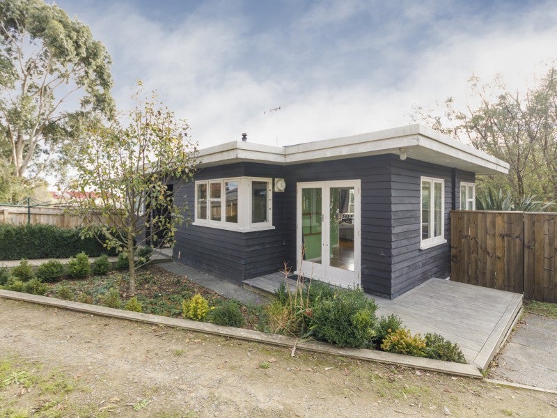 4 Lethbridge Lane, Tokomaru, Palmerston North - Carousel 1