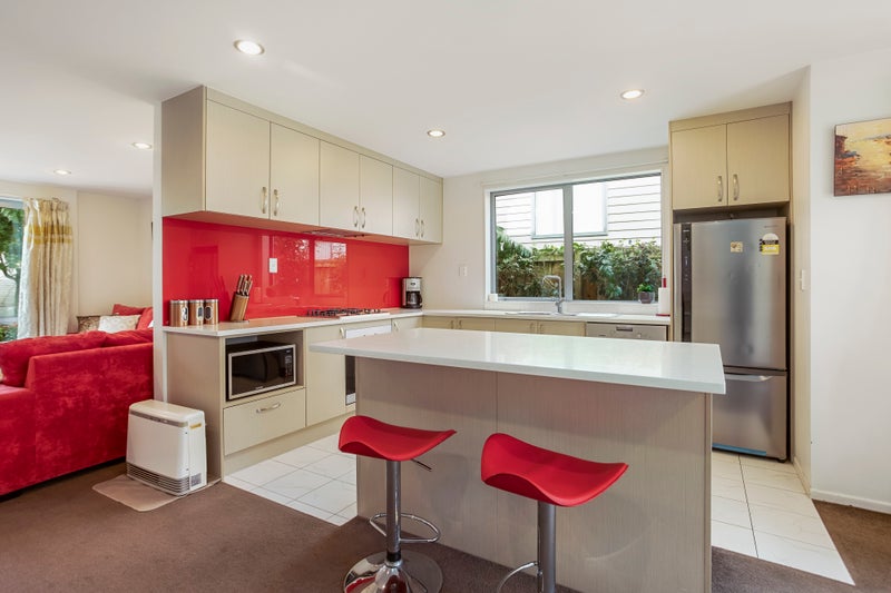 21 Phar Lap Crescent, Takanini, Auckland - Carousel 24