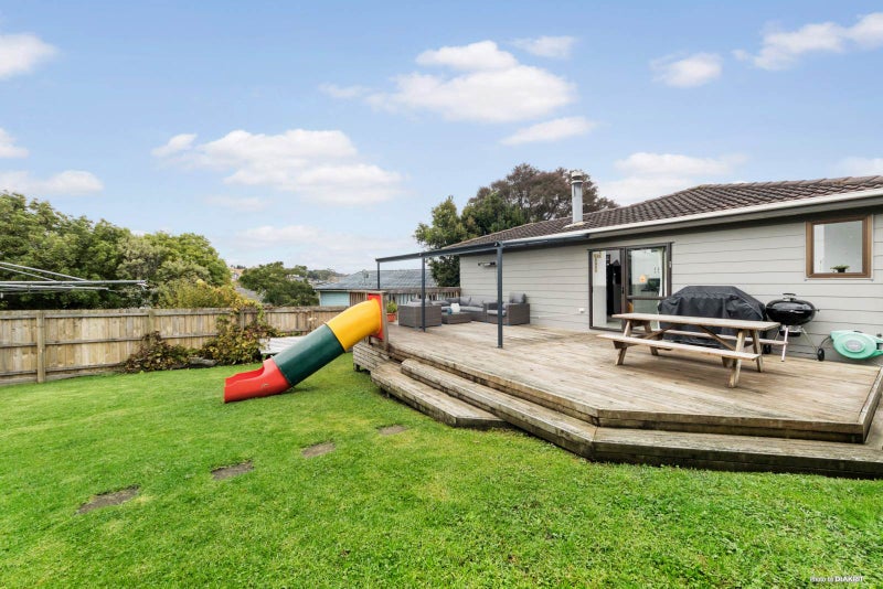 8 Kellett Road, Ranui, Auckland - Carousel 1