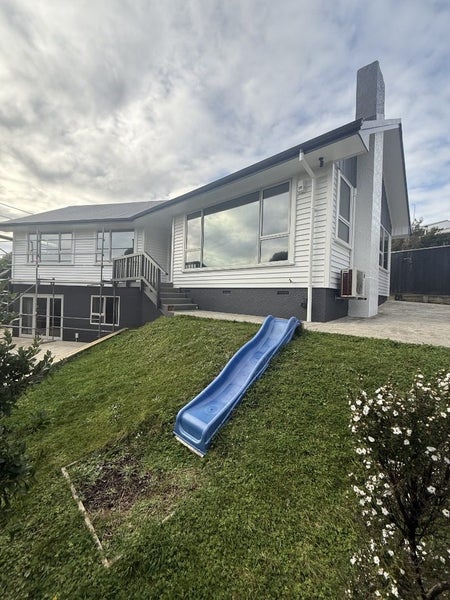 282 Dowse Drive, Maungaraki, Lower Hutt - Carousel 2