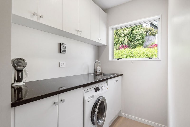 7 Bushglen Court, Browns Bay, Auckland - Carousel 19