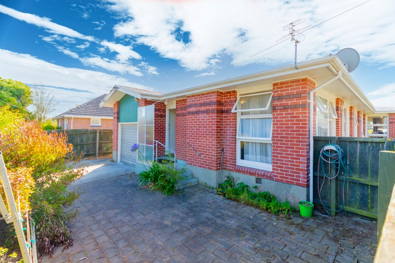 1/10 Aorangi Road, Bryndwr, Christchurch - Carousel 12