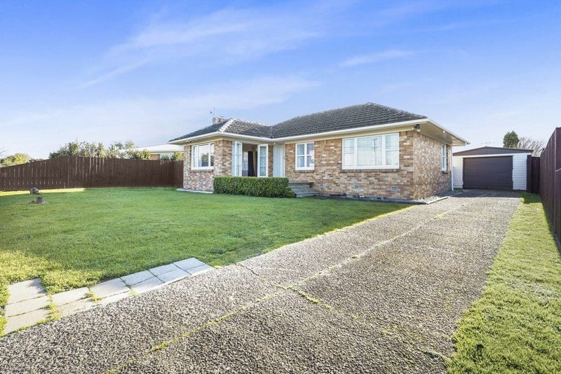27 Nevada Road, Silverdale, Hamilton - Carousel 2