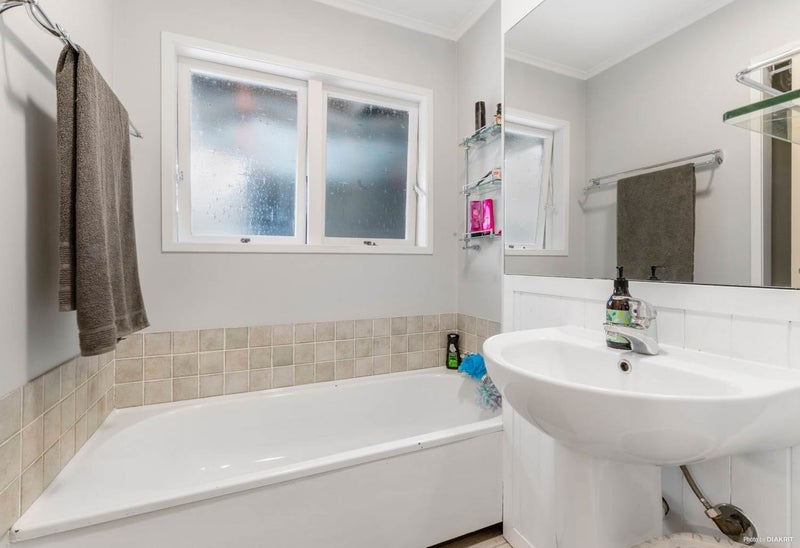 7 Imogene Way, Half Moon Bay, Auckland - Carousel 12