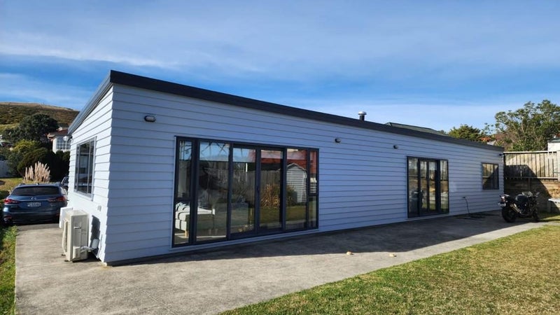4 Fernwood Court, Woodridge, Wellington - Carousel 1