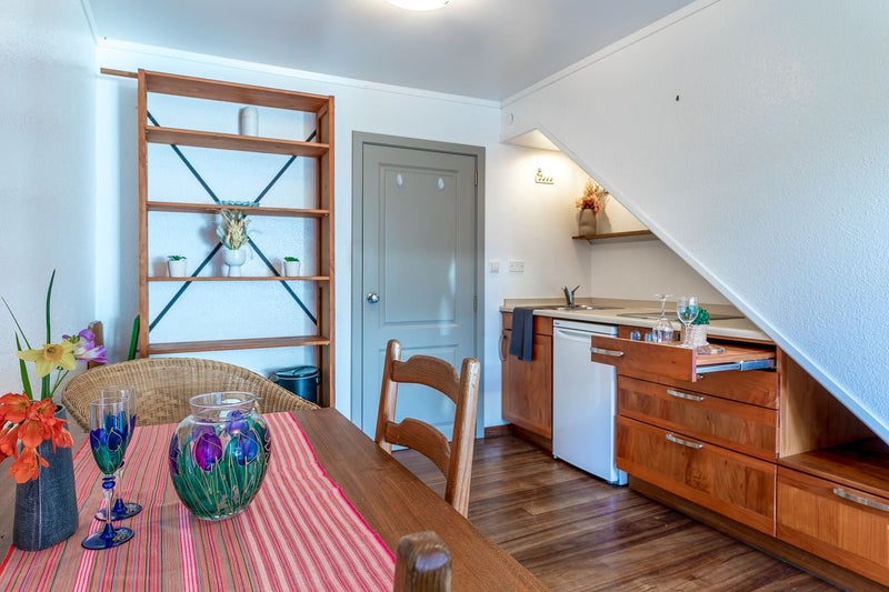 2 Kauri Point Road, Laingholm, Auckland - Carousel 1