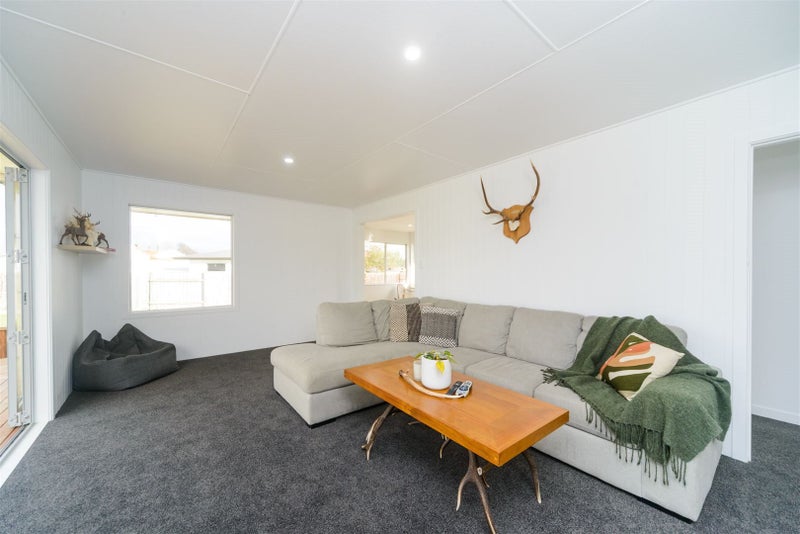 83 Kaimanawa Street, Kelvin Grove, Palmerston North - Carousel 2