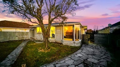 102 Foremans Road, Islington, Christchurch - Carousel 1