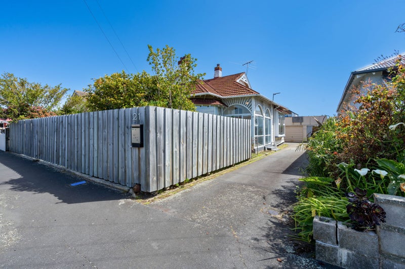 21 Culling Street, Saint Kilda, Dunedin - Carousel 1