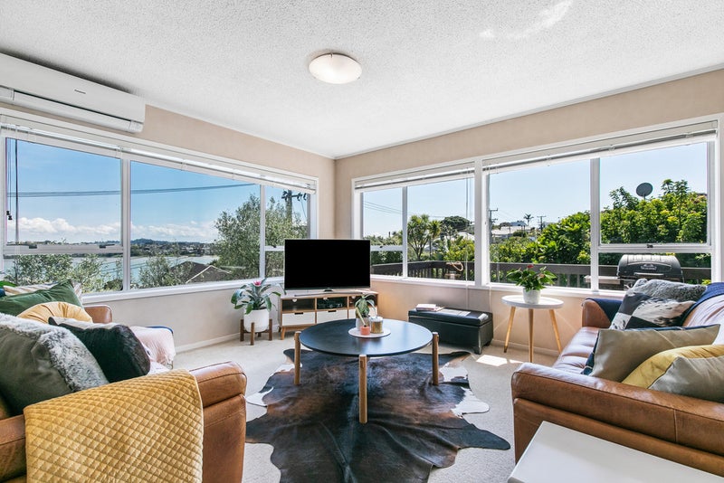 1/35 Church Crescent, Panmure, Auckland - Carousel 1