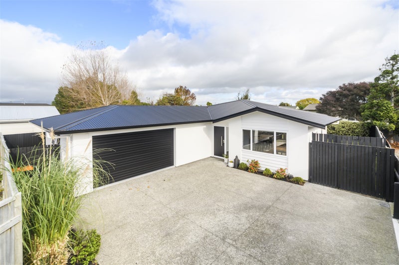 36A Botanical Road, Takaro, Palmerston North - Carousel 1