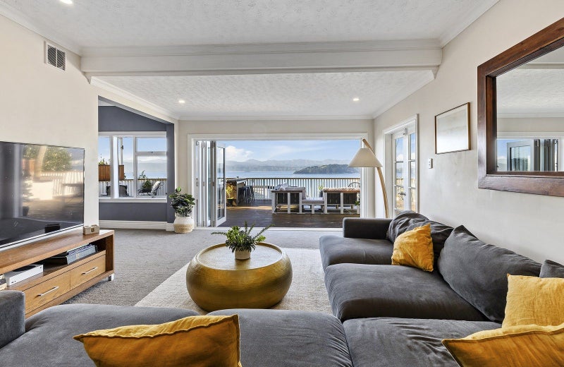 139 Barnard Street, Wadestown, Wellington - Carousel 2