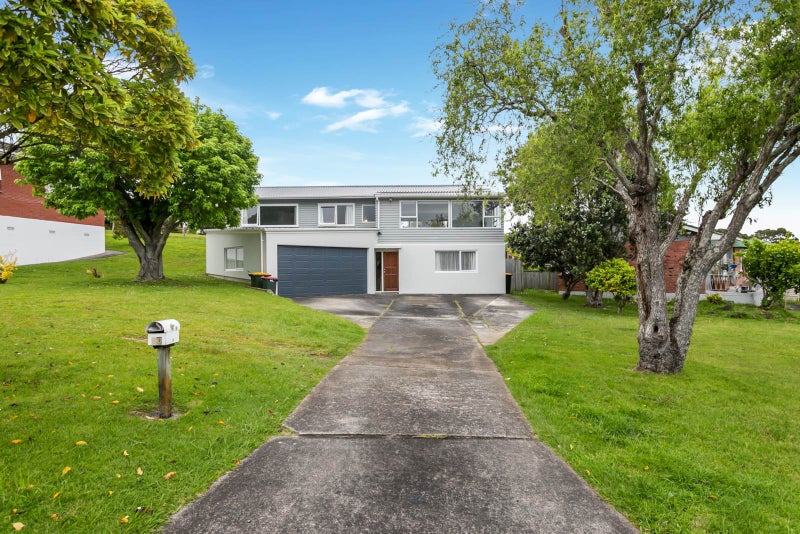 20 Juliet Avenue, Howick, Auckland - Carousel 1
