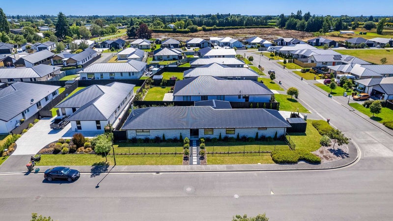 28 Redhaven RISE, Netherby, Ashburton - Carousel 2