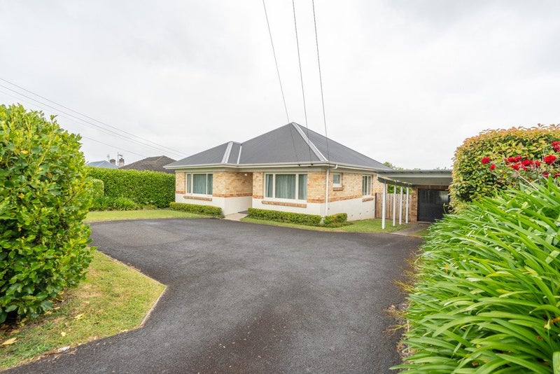 108 Forest Lake Road, Forest Lake, Hamilton - Carousel 1