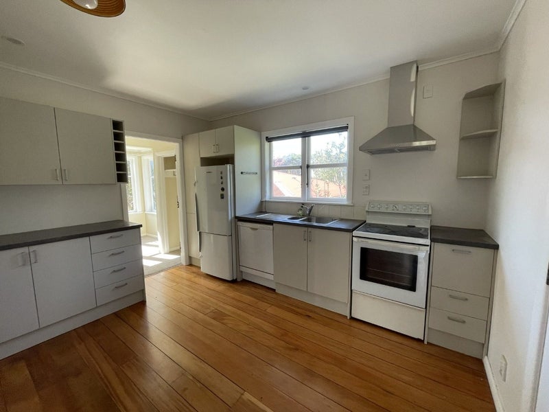 9 Mepham Place, Ranui, Porirua - Carousel 2