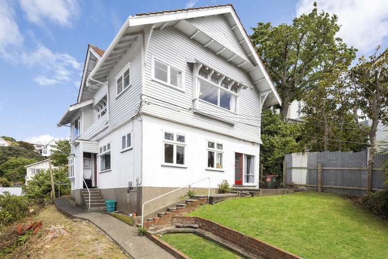 33A Thompson Street, Mount Cook, Wellington - Carousel 1