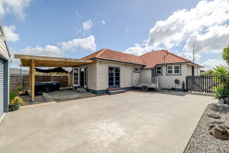 84 Vogel Street, Roslyn, Palmerston North - Carousel 1