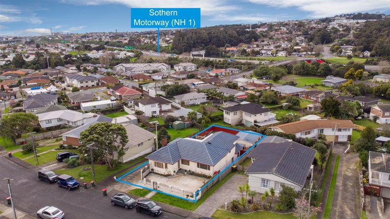 12 Lynmore Drive, Hillpark, Auckland - Carousel 17