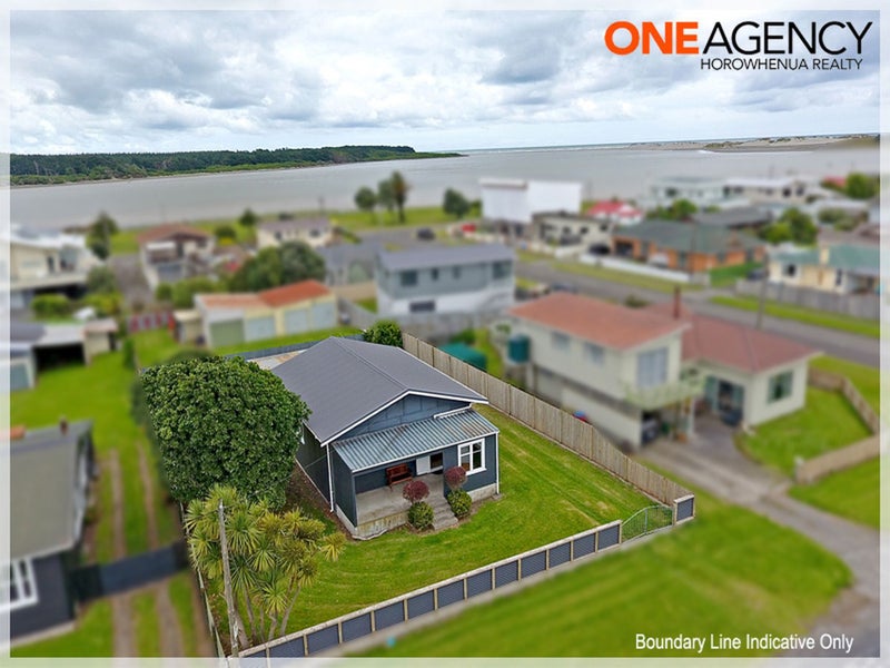 28 Shortt Street, Foxton Beach, Foxton - Carousel 2