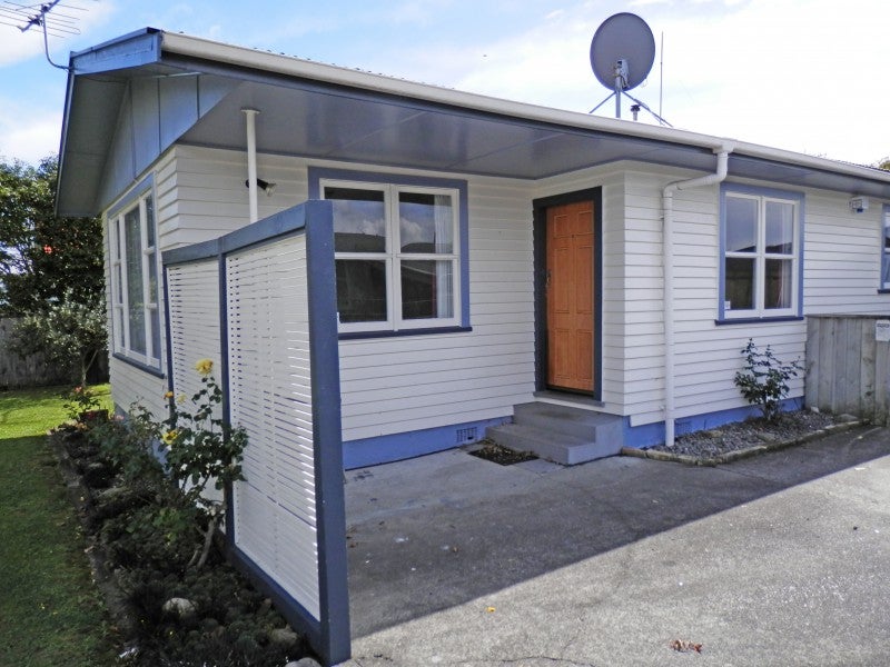 60 Rugby Street, Awapuni, Palmerston North - Carousel 2