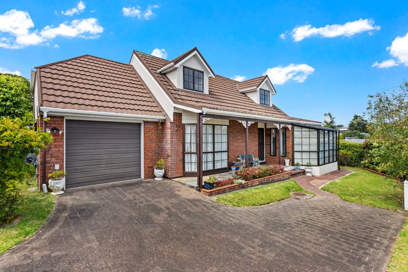 20B Mariposa Avenue, Lynfield, Auckland - Carousel 1