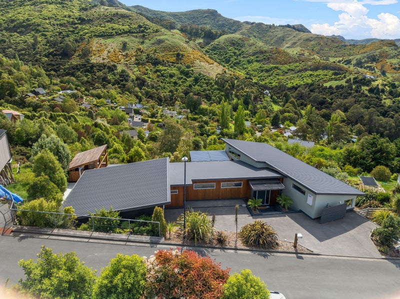 28 The Terrace, Governors Bay, Lyttelton - Carousel 20