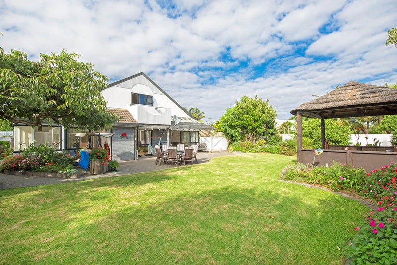 27 Bob Charles Drive, Golflands, Auckland - Carousel 1