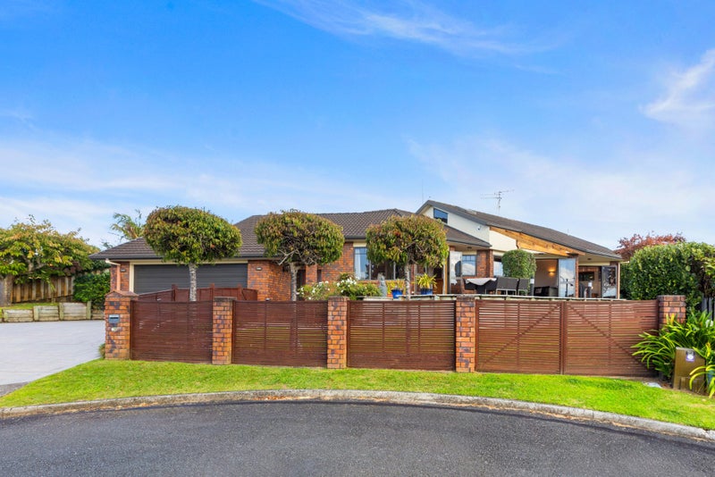 12 Bayvista Close, Welcome Bay, Tauranga - Carousel 1