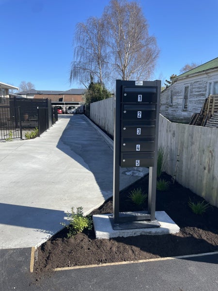 4/447 Madras Street, St Albans, Christchurch - Carousel 12