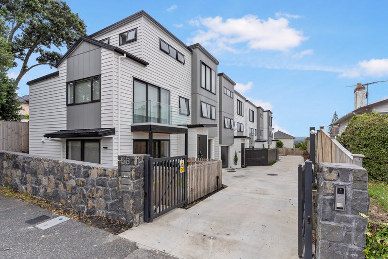 53A Blockhouse Bay Road, Avondale, Auckland - Carousel 2