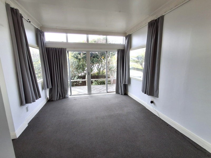 27 Matai Road, Hataitai, Wellington - Carousel 1